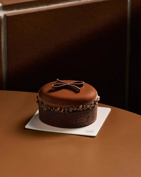 PETIT Valrhona Chocolate Banana Pecan Tart